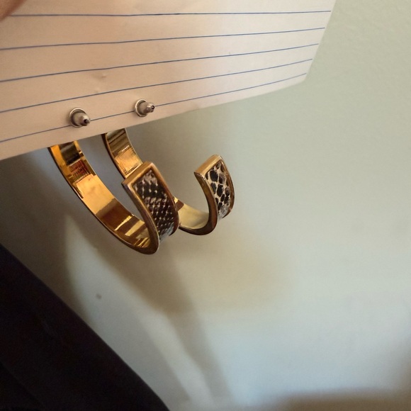 Caché set gold tone snake skin earrings and bracelet - Picture 7 of 9